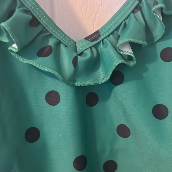 ASOS size 8 one piece swimsuit - Picture 2 of 7